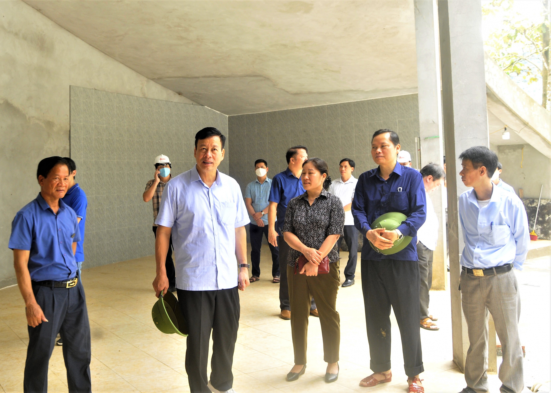Chủ tịch UBND tỉnh Nguyễn Văn Sơn kiểm tra việc xây dựng các hạng mục tại khu di tích Căng Bắc Mê.