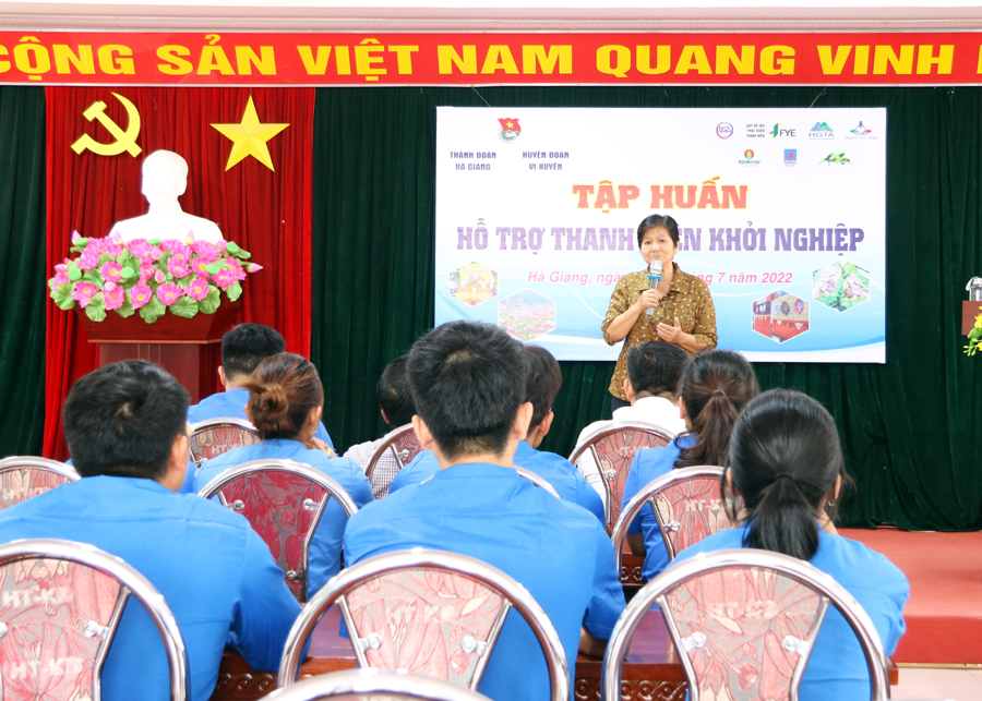 Lớp tập huấn hỗ trợ thanh niên khởi nghiệp tại Thành đoàn Hà Giang