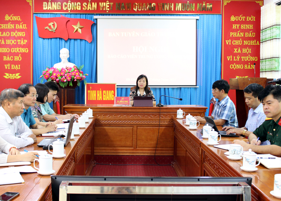 Hội nghị Báo cáo viên Trung ương tháng 7 tại điểm cầu tỉnh Hà Giang