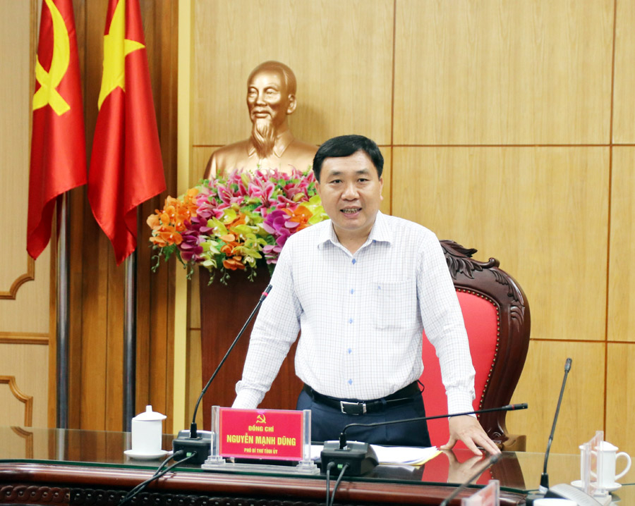 Phó Bí thư Tỉnh ủy Nguyễn Mạnh Dũng phát biểu kết luận hội nghị.