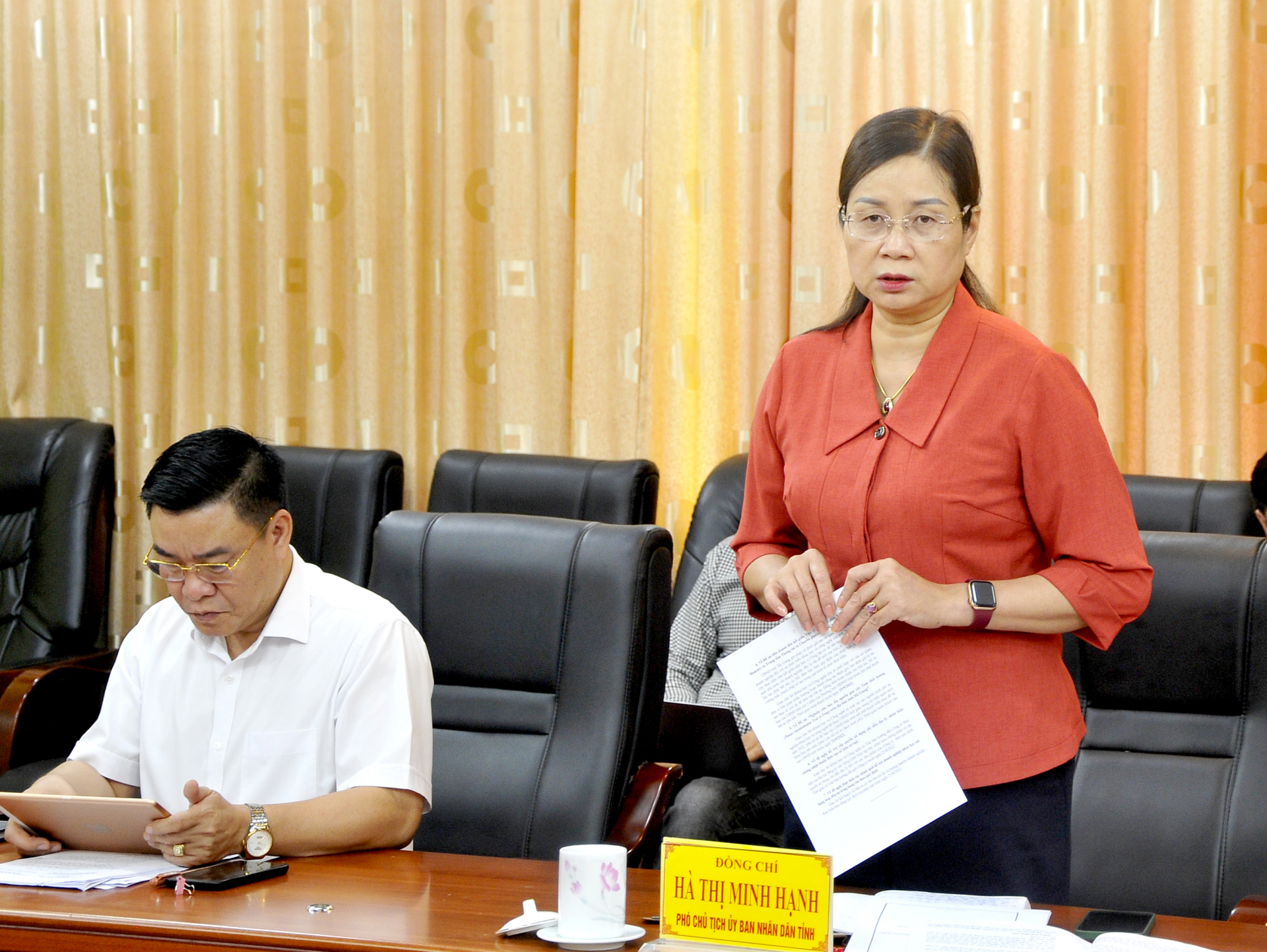 Phó Chủ tịch UBND tỉnh Hà Thị Minh Hạnh đề nghị phía Viện LN&PTBV triển khai các bước thủ tục đầu tư theo quy định; thống nhất tài sản, phương án thực hiện để triển khai một cách đồng bộ.