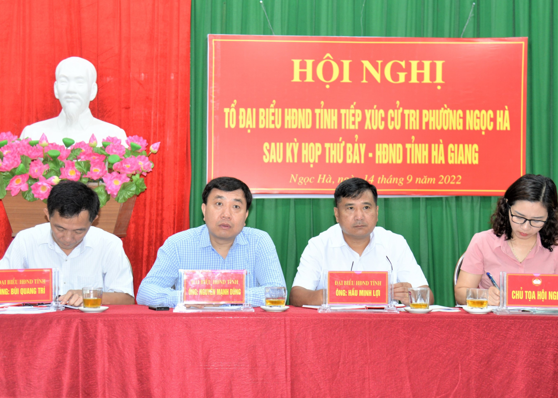 Tổ đại biểu HĐND tỉnh tiếp xúc cử tri phường Ngọc Hà