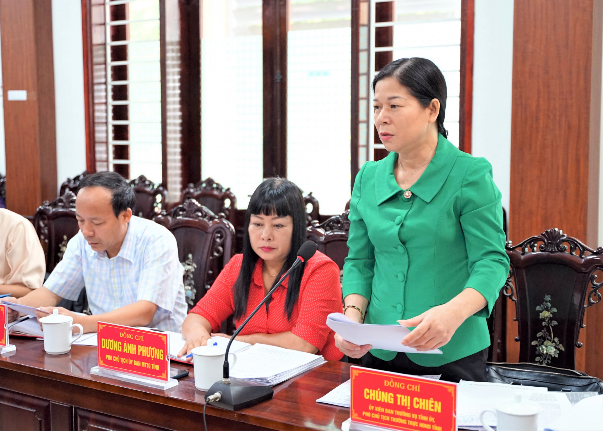 Phó Chủ tịch Thường trực HĐND tỉnh Chúng Thị Chiên phát biểu tại buổi làm việc