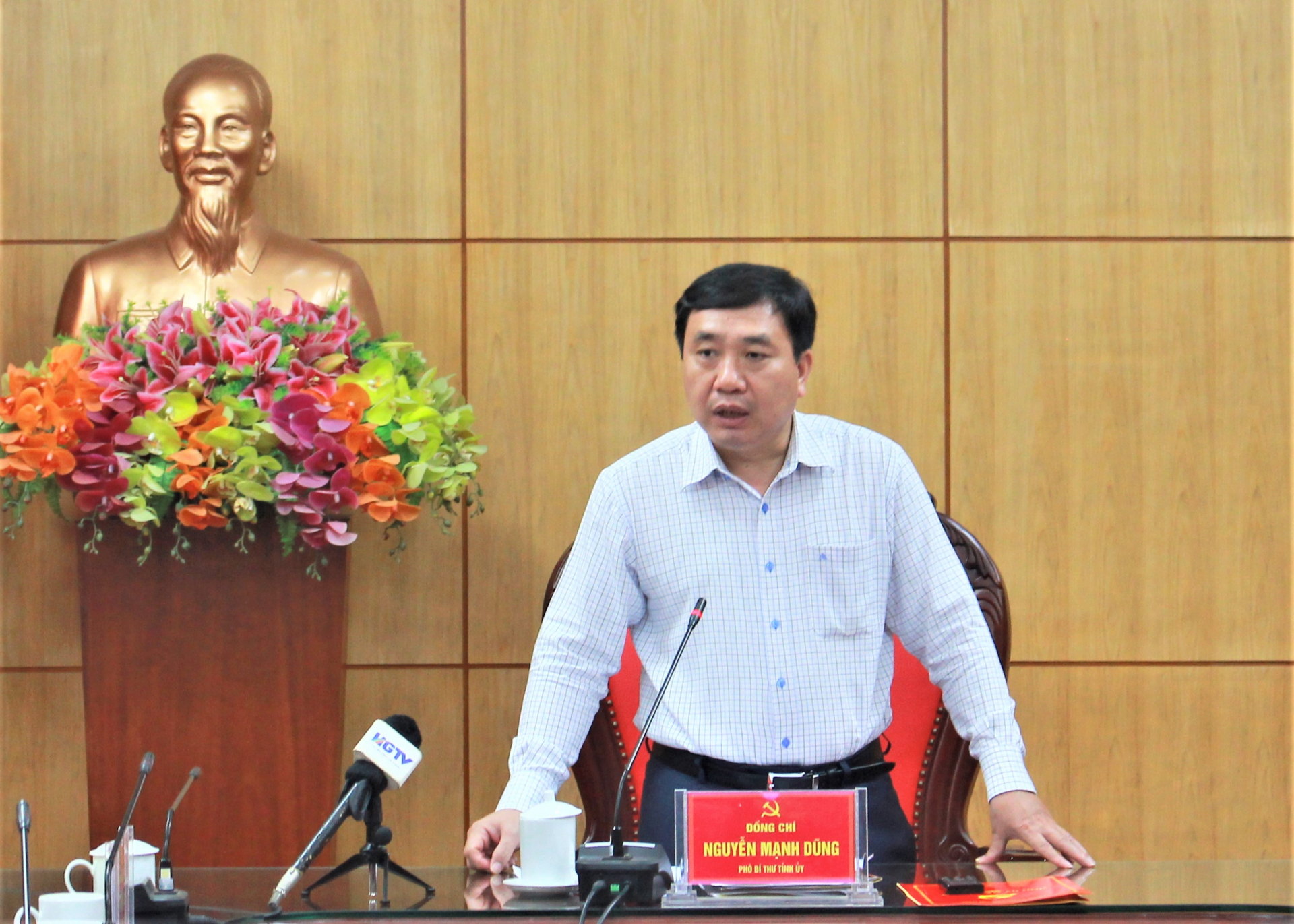 Phó Bí thư Tỉnh ủy Nguyễn Mạnh Dũng kết luận cuộc họp