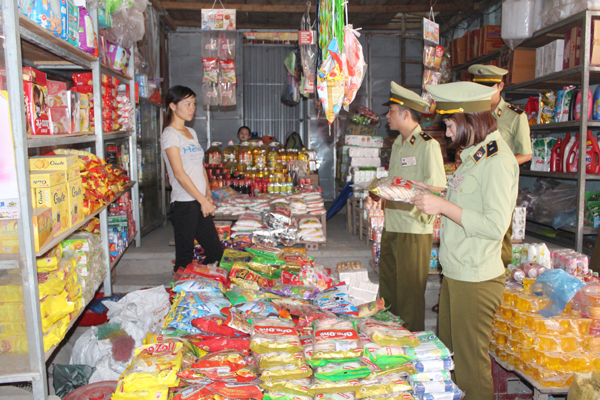 Quang Bình tăng cường công tác chống buôn lậu, gian lận thương mại và hàng giả