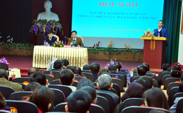 Hội nghị Người lao động Cơ quan Công ty Điện lực Hà Giang và Điện lực Bắc Quang