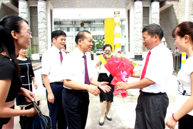 Đoàn đại biểu thành phố Bách Sắc, tỉnh Quảng Tây (Trung Quốc) thăm và làm việc tại tỉnh ta
