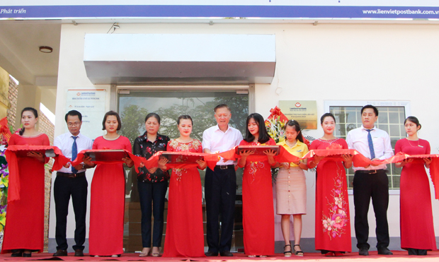 Khai trương Phòng giao dịch Ngân hàng Bưu điện Liên Việt tại Quang Bình