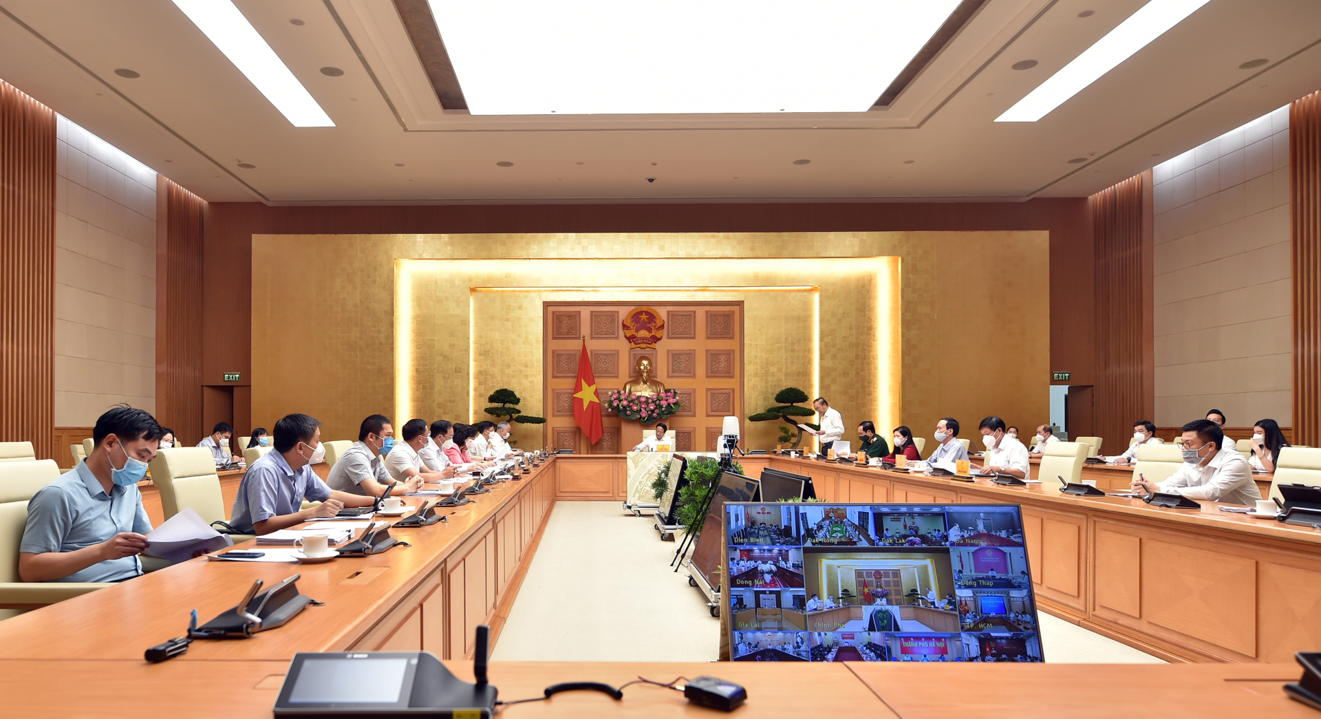 Phó Thủ tướng Lê Văn Thành nhấn mạnh, Hội nghị hôm nay có ý nghĩa thiết thực để “Chính phủ lắng nghe, có giải pháp điều hành, làm sao để chúng ta đạt kết quả tốt hơn”