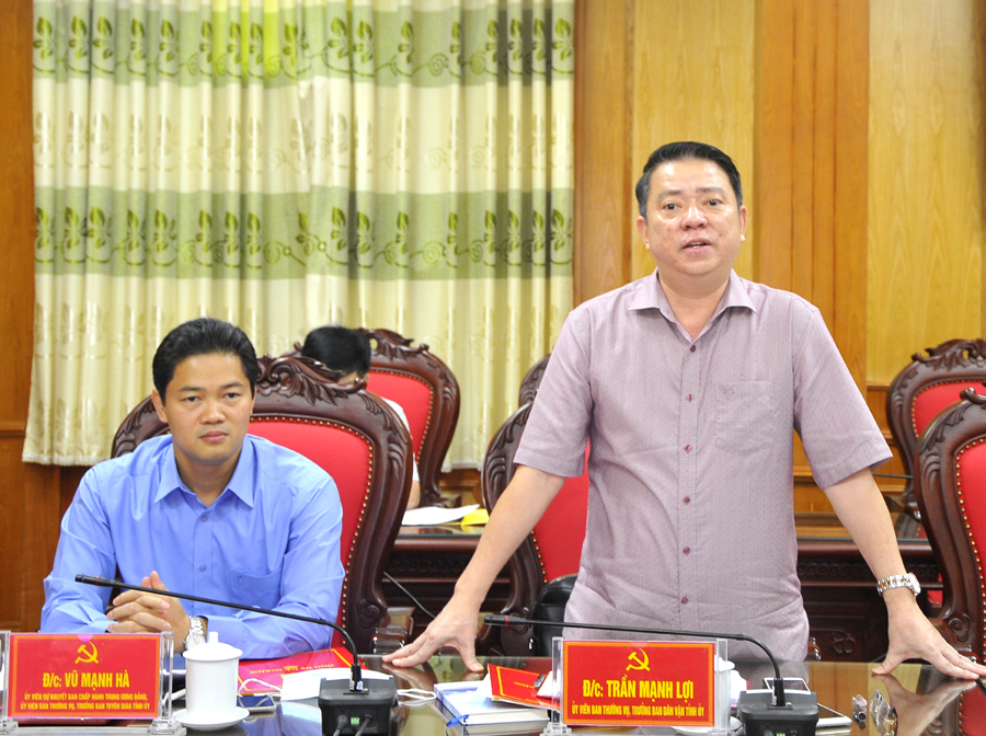 Trưởng Ban Dân vận Tỉnh ủy Trần Mạnh Lợi đề xuất cần quan tâm xử lý những nội dung, vấn đề mà thông tin báo chí và dư luận đã đưa ra.