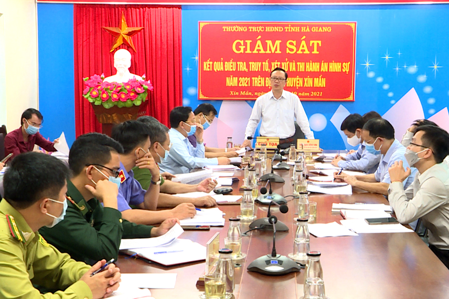 Chủ tịch HĐND tỉnh Thào Hồng Sơn kết luận buổi giám sát tại huyện Xín Mần