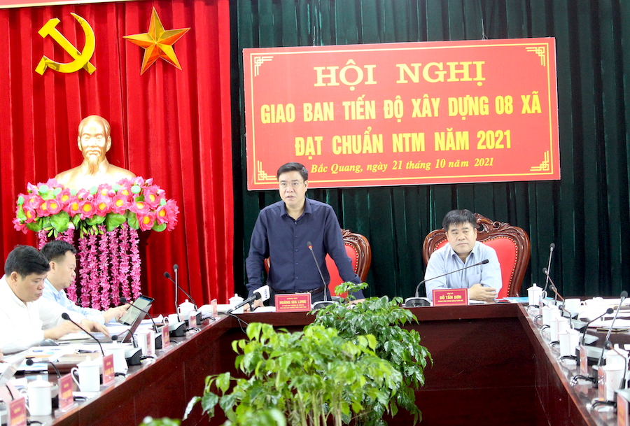 Phó Chủ tịch Thường trực UBND tỉnh Hoàng Gia Long phát biểu kết luận hội nghị.