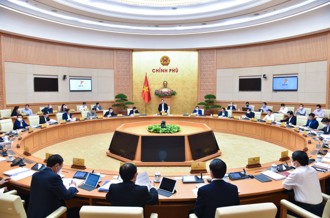 Quang cảnh phiên họp Chính phủ chuyên đề tháng 11/2021