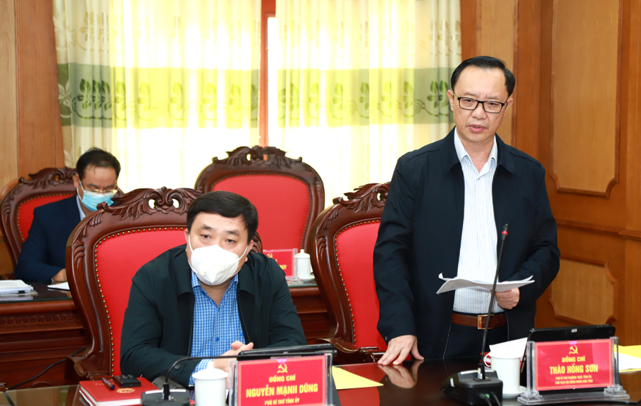 Phó Bí thư Thường trực Tỉnh ủy, Chủ tịch HĐND tỉnh Thào Hồng Sơn yêu cầu cần rà soát lại các chỉ tiêu chưa đạt để có đánh giá đúng nguyên nhân