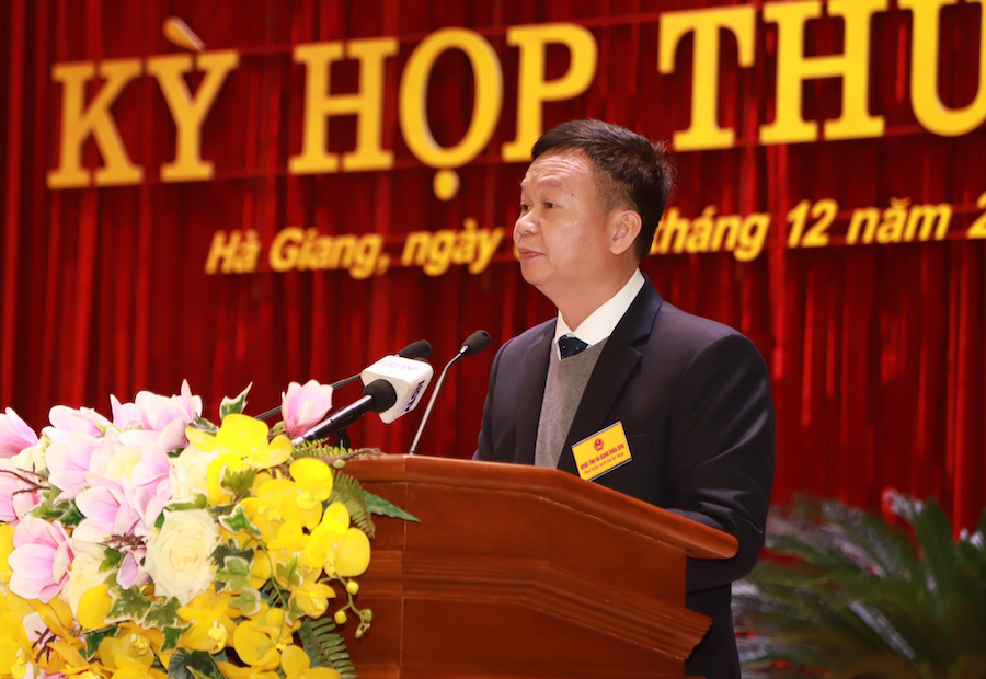Giám đốc Sở Tài chính Nguyễn Ngọc Thanh trình bày tờ trình dự toán thu ngân sách Nhà nước trên địa bàn.
