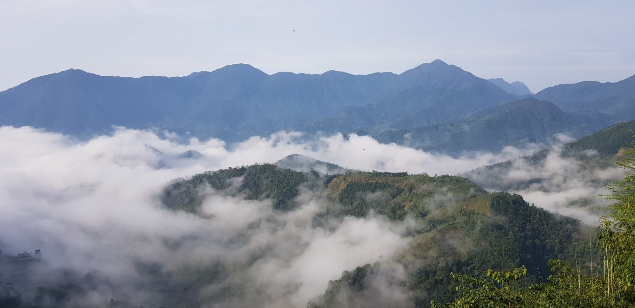 Điểm săn mây trên thôn Khá Thượng