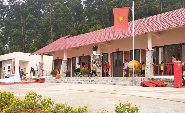 Điểm trường Mầm non, Tiểu học thôn Nậm Nhùng, xã Ngọc Linh  (Vị Xuyên) được đầu tư từ nguồn xã hội hóa.