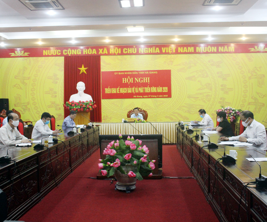 Các đại biểu dự Hội nghị tại điểm cầu UBND tỉnh.