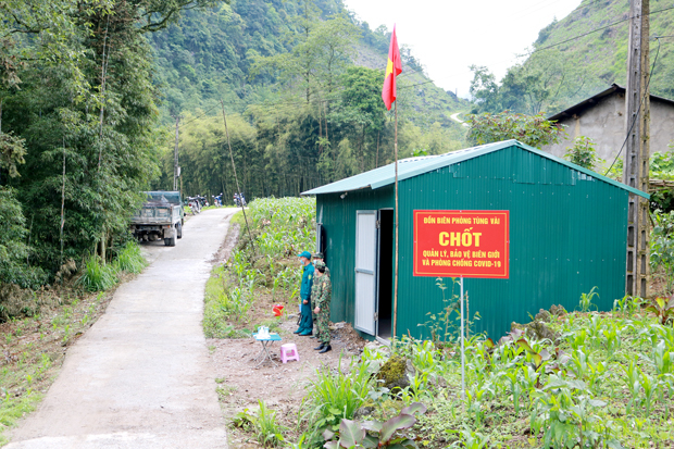 Chốt kiểm dịch tại thôn Chín Sang, xã Cao Mã Pờ.