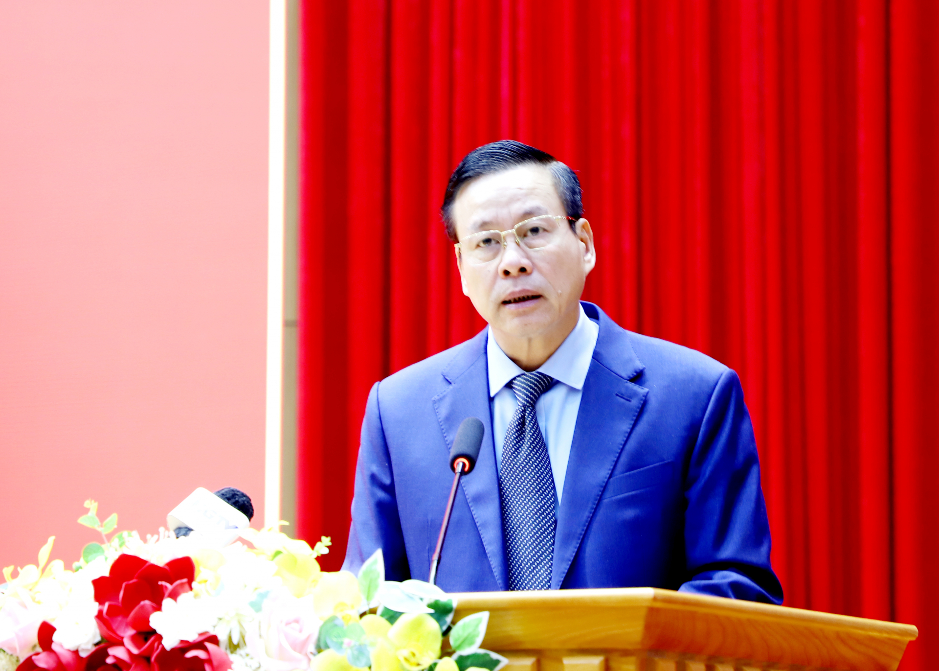 Chủ tịch UBND tỉnh Nguyễn Văn Sơn phát biểu tại hội nghị