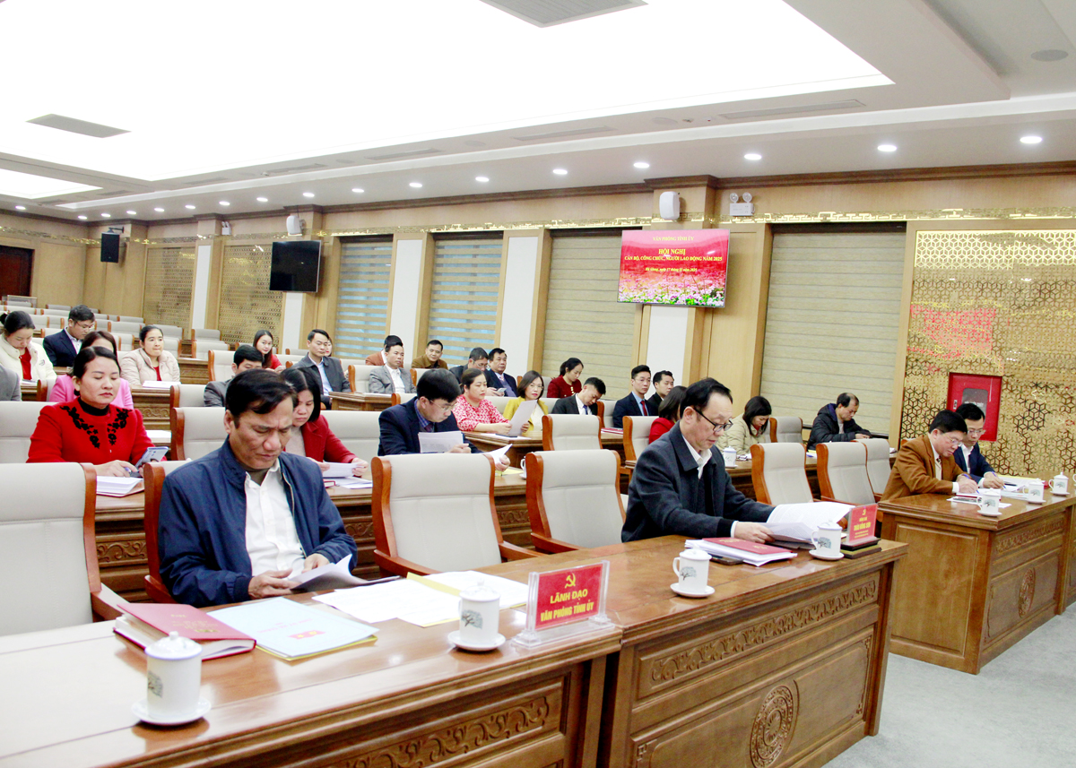 Các đại biểu dự hội nghị cán bộ, công chức, người lao động năm 2025.