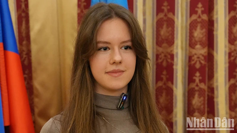 Bạn Ekaterina, sinh viên nghiên cứu tiếng Việt năm thứ nhất Khoa quan hệ quốc tế Học viện Ngoại giao Nga.