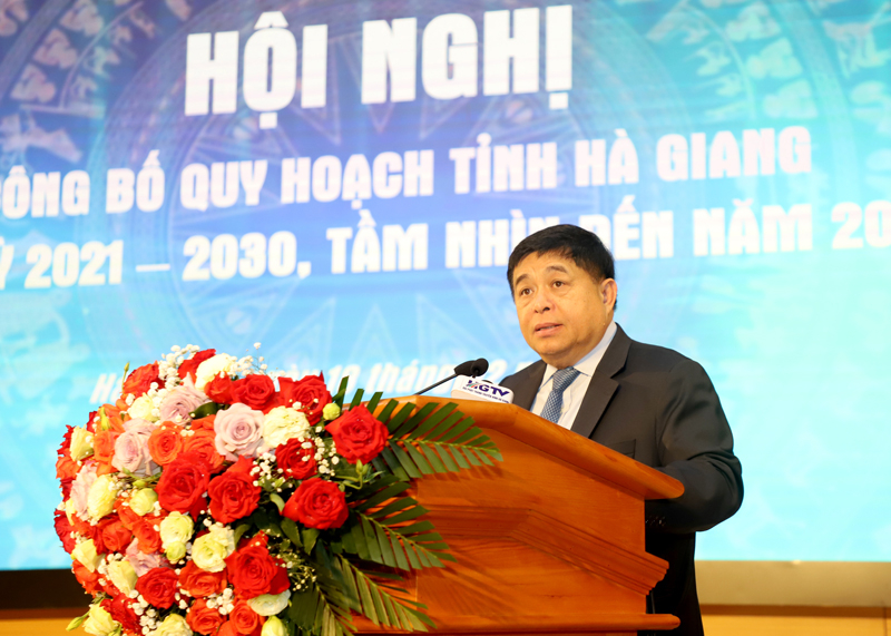 Bộ trưởng Bộ Kế hoạch và Đầu tư Nguyễn Chí Dũng phát biểu chỉ đạo tại hội nghị.