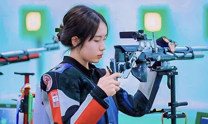 Le Thi Mong Tuyen is expected to achieve high results at the Asian Rifle/Pistol Cup 2025. 