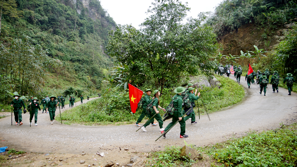 Chương trình du lịch trải nghiệm Hành quân theo bước chân Anh lần thứ I.