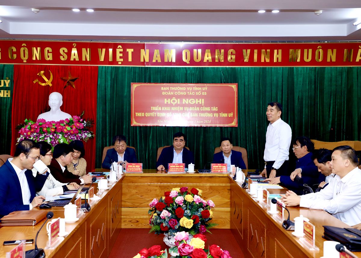 Đoàn công tác số 3 làm việc với BTV Huyện ủy Yên Minh
