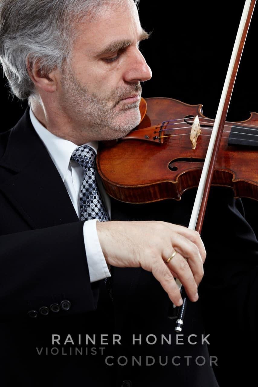Nghệ sĩ violin, chỉ huy dàn nhạc Rainer Honeck.