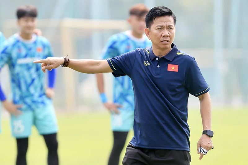 Huấn luyện viên Hoàng Anh Tuấn chính thức dẫn dắt đội tuyển U23 Việt Nam.