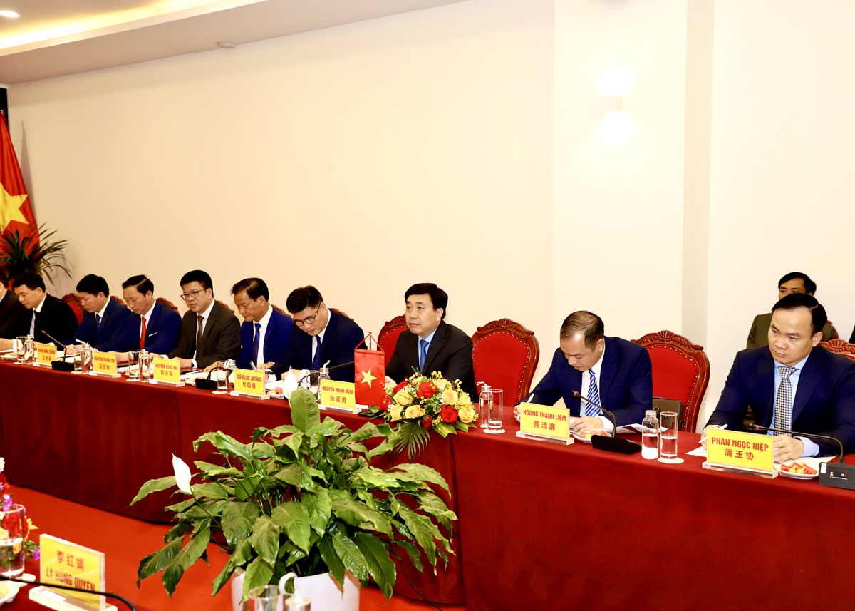 Đoàn đại biểu tỉnh Hà Giang tham dự Hội đàm