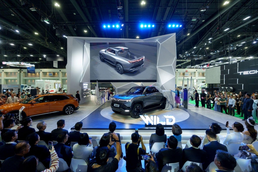 VinFast ra mắt dải sản phẩm xe điện tại Thái Lan