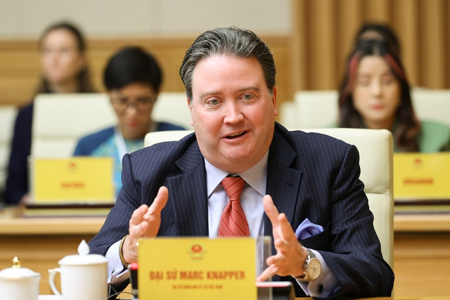 Đại sứ Hoa Kỳ tại Việt Nam Marc Evans Knapper tham dự buổi tiếp