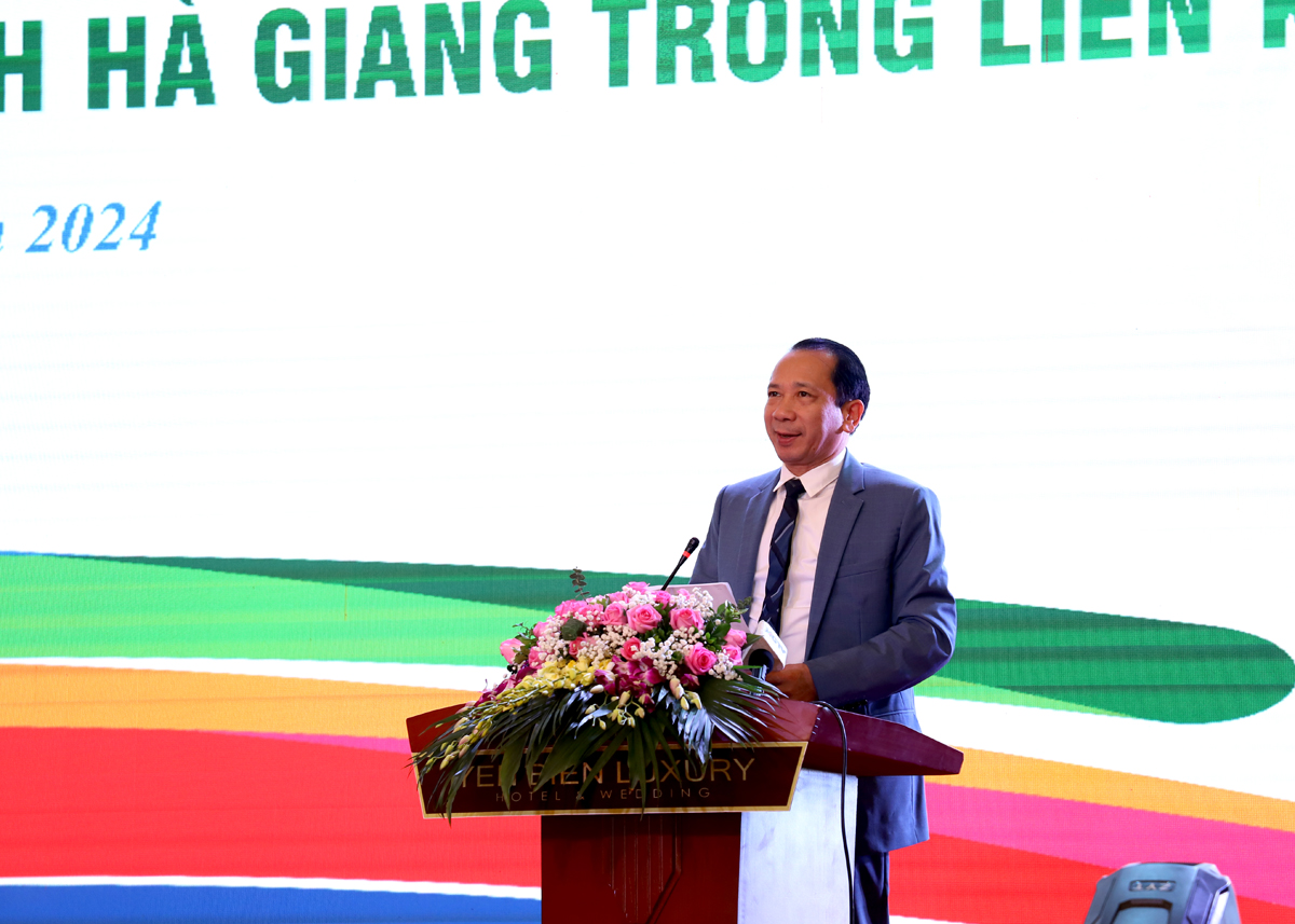 Phó Chủ tịch UBND tỉnh Trần Đức Quý phát biểu chào mừng tại hội thảo.