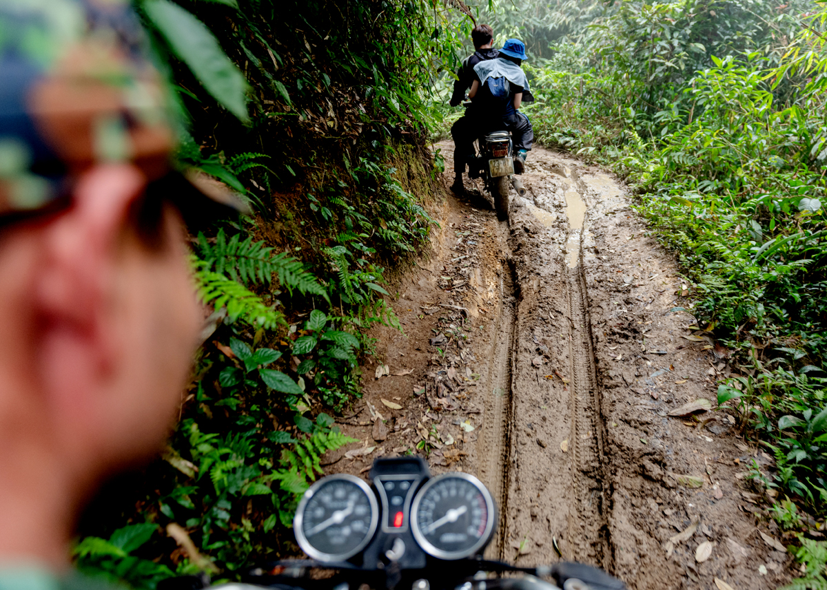 In recent years,the trekking route from Lung Tao Village in Cao Bo Commune, Vi Xuyen District, which is 30 kilometres from the centre of Ha Giang City, has attracted numerous travellers to experience and admire.