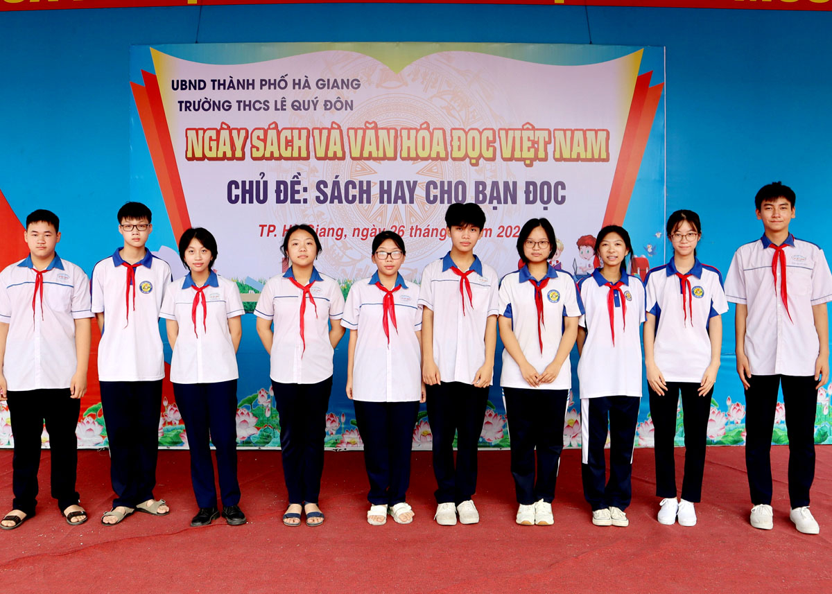 10 em học sinh của trường THCS Lê Quý Đôn giành giải Nhất của kỳ thi học sinh giỏi lớp 9 cấp tỉnh