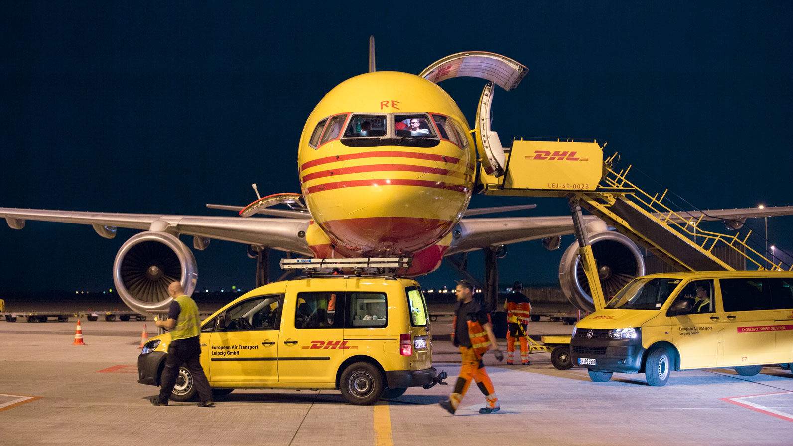 DHL - đơn vị vận chuyển quốc tế nhanh, tiết kiệm thời gian