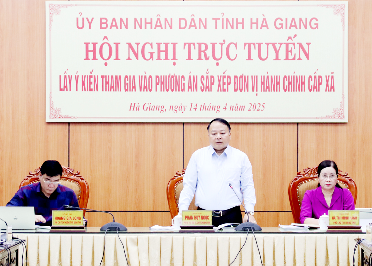 Phó Bí thư Tỉnh ủy, Chủ tịch UBND tỉnh Phan Huy Ngọc kết luận hội nghị.