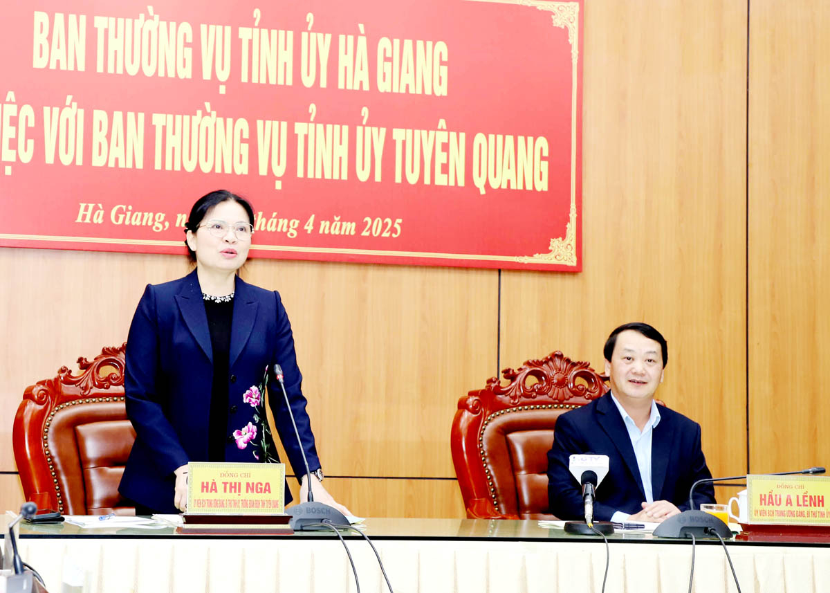 Bí thư Tỉnh ủy Tuyên Quang Hà Thị Nga phát biểu tại buổi làm việc