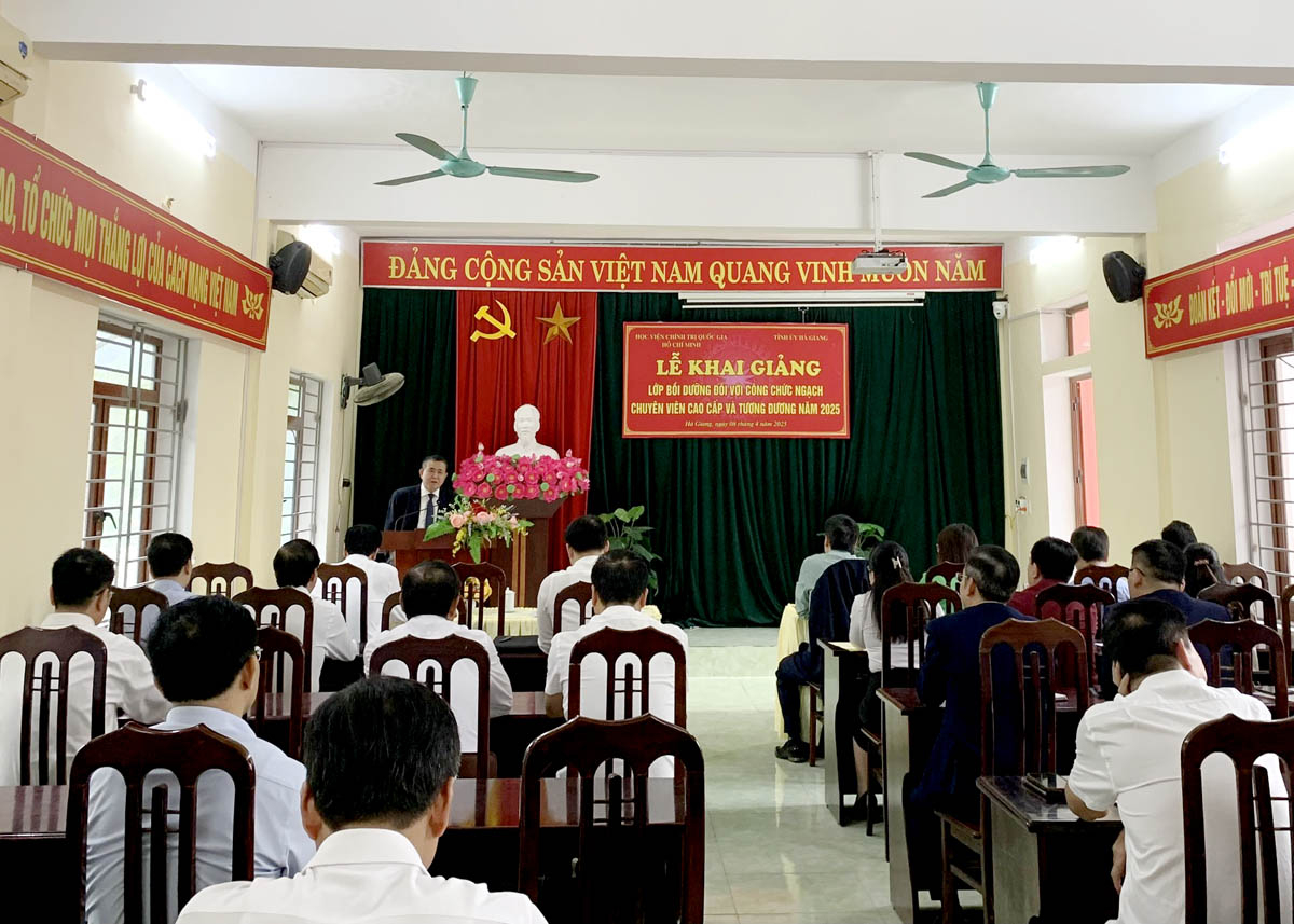 Toàn cảnh lớp bồi dưỡng