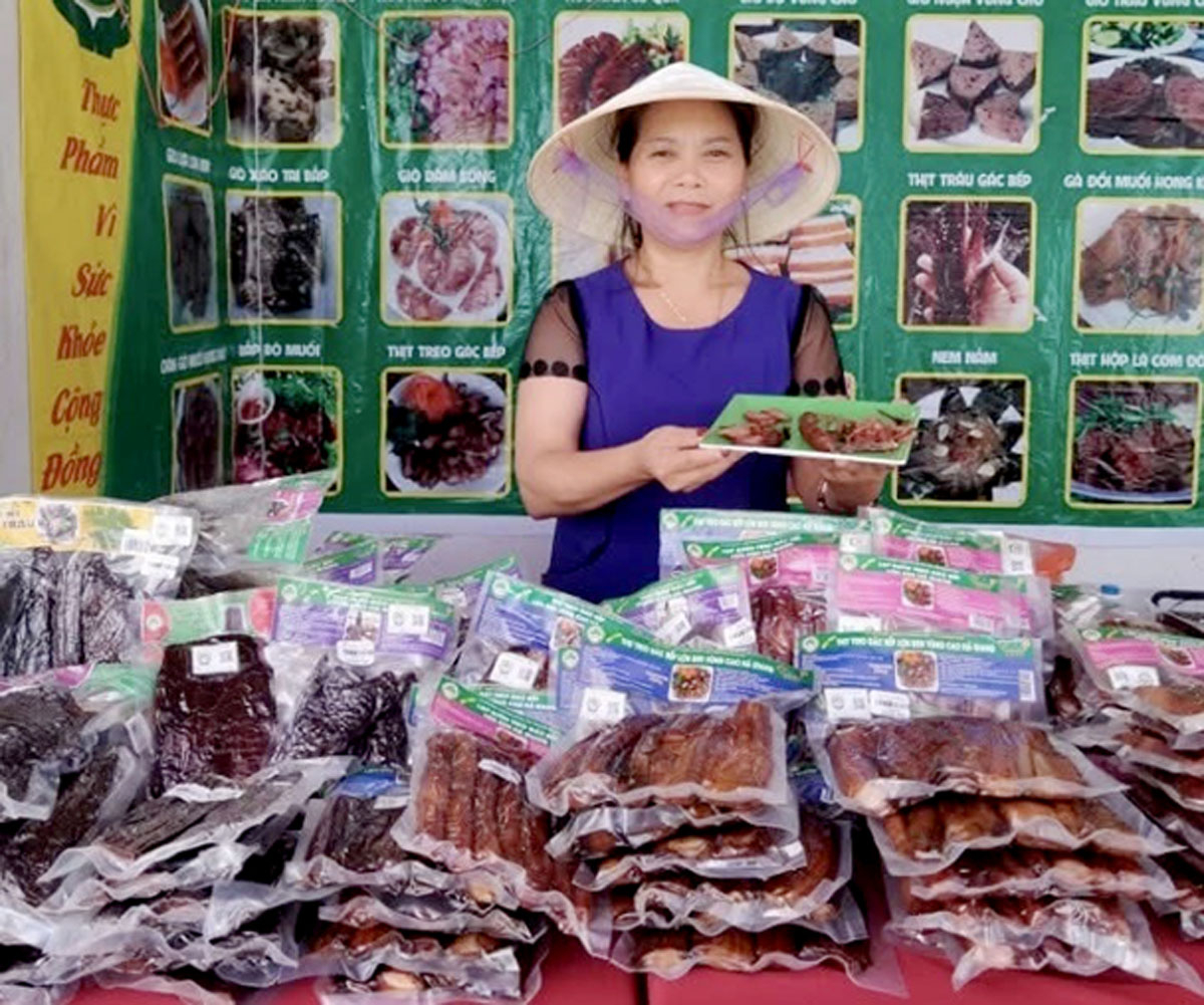 Hợp tác xã Hải Khang (Bắc Quang) có nhiều sản phẩm đạt Ocop.  Ảnh: CTV
