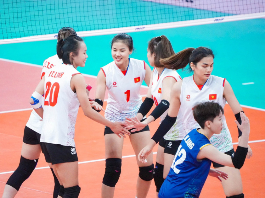 Bóng chuyền nữ Việt Nam bất bại sau vòng bảng AVC Challenge Cup 2024.