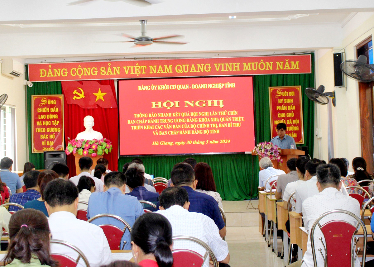 Toàn cảnh hội nghị.
