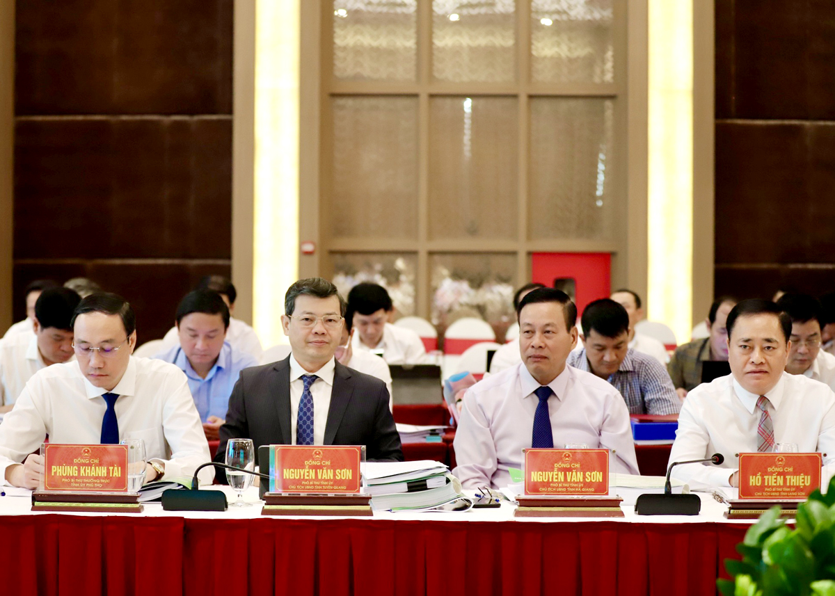 BHG - The Ministry of Planning and Investment held the third conference of the Coordinating Council for the Northern Midland and Mountainous Region on May 24, announcing the Planning of the Northern Midlands and Mountainous Region in the 2021-2030 period, with a vision to 2050, in Viet Tri City of Phu Tho Province.