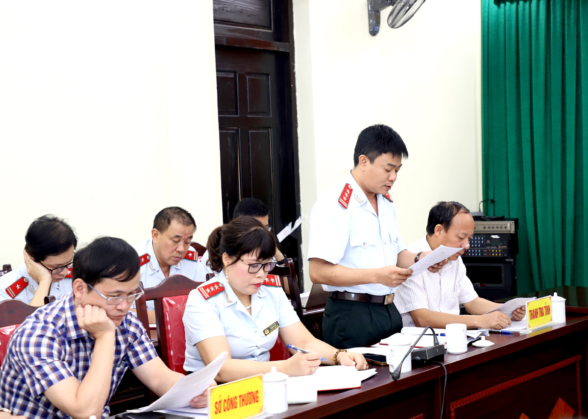 Lãnh đạo Thanh tra tỉnh báo cáo kết quả giải quyết đơn thư của công dân ngõ 91, thôn Sơn Hà, xã Ngọc Đường.