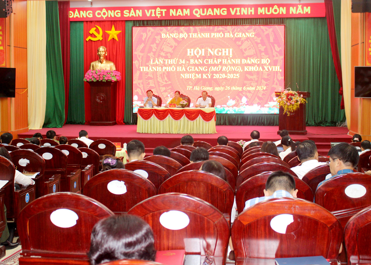 Toàn cảnh hội nghị