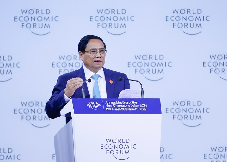 Thủ tướng Phạm Minh Chính phát biểu tại Phiên khai mạc toàn thể Hội nghị WEF Đại Liên 2024 - Ảnh: VGP/Nhật Bắc