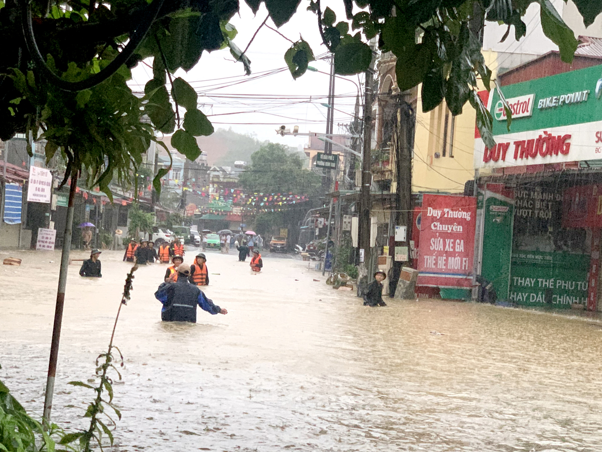 Ngập sâu tại tổ 2 - 3 phường Minh Khai,thành phố Hà Giang
